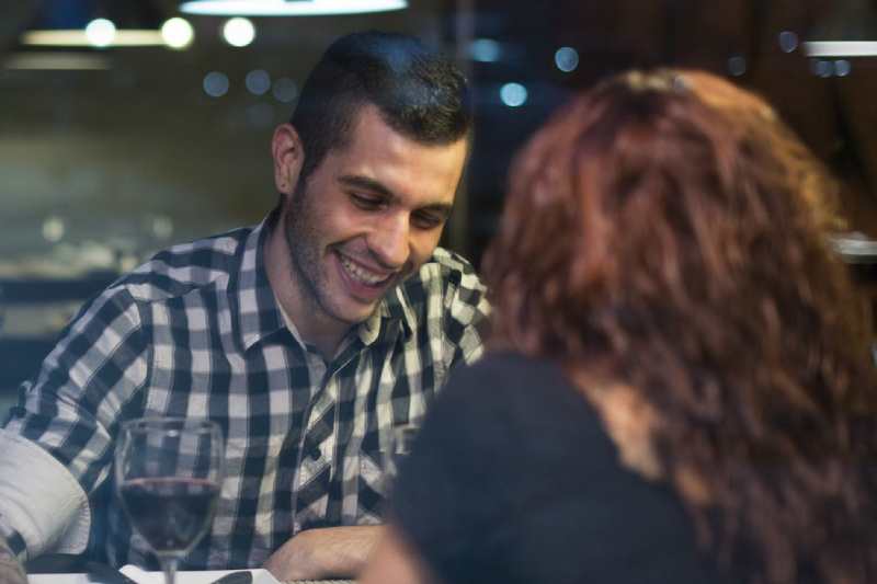 Happy Speed Dating Couple Meeting In Phoenix